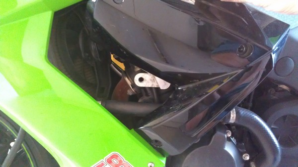 zx-10r-frame-slider-assembly-7.jpg zx-10r-frame-slider-assembly-7.jpg
